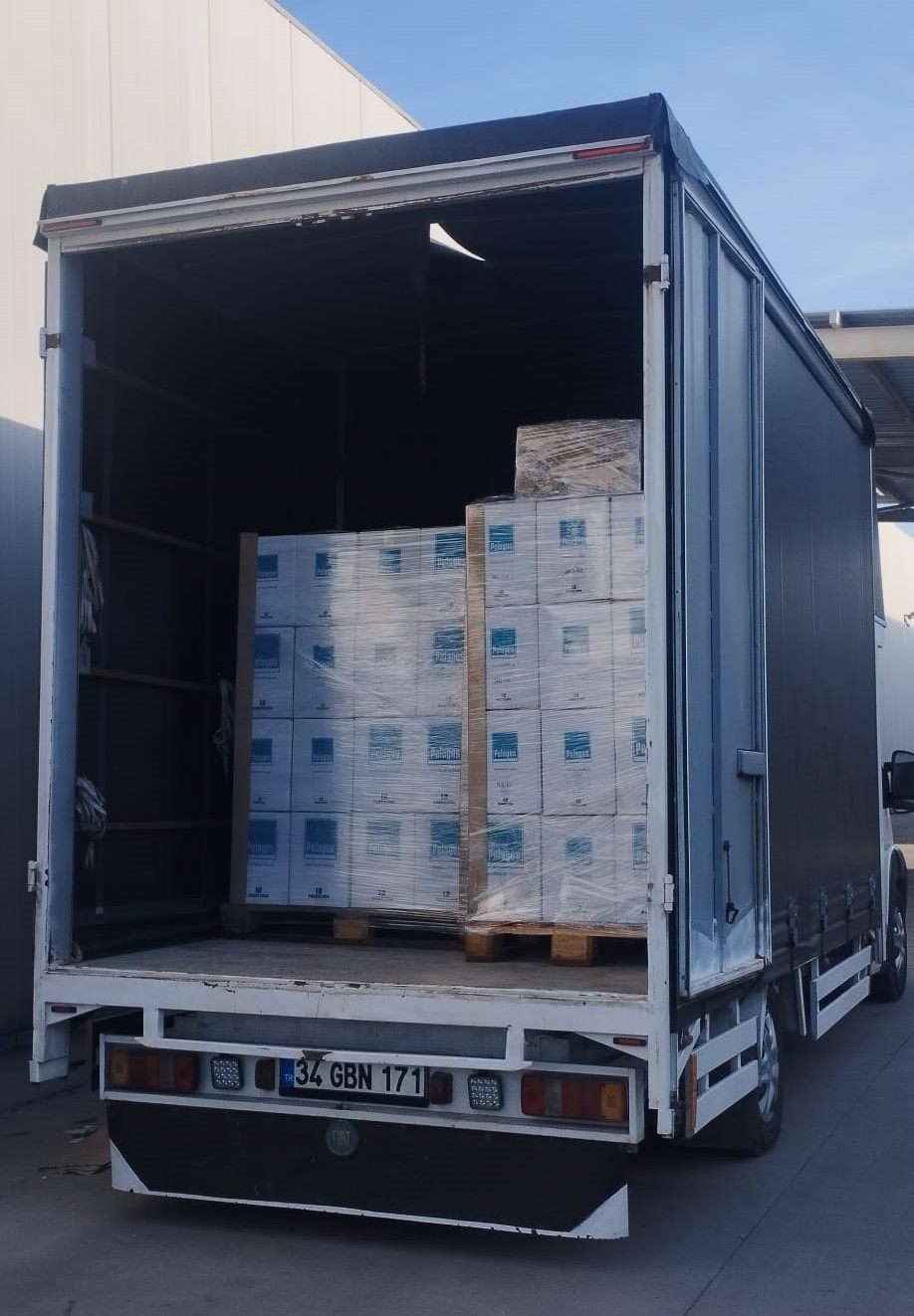 Antalya İstanbul İnşaat Makinesi ve Paletli Ürün Taşıma Hizmeti